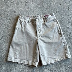 Vineyard Vine khaki club short size 30